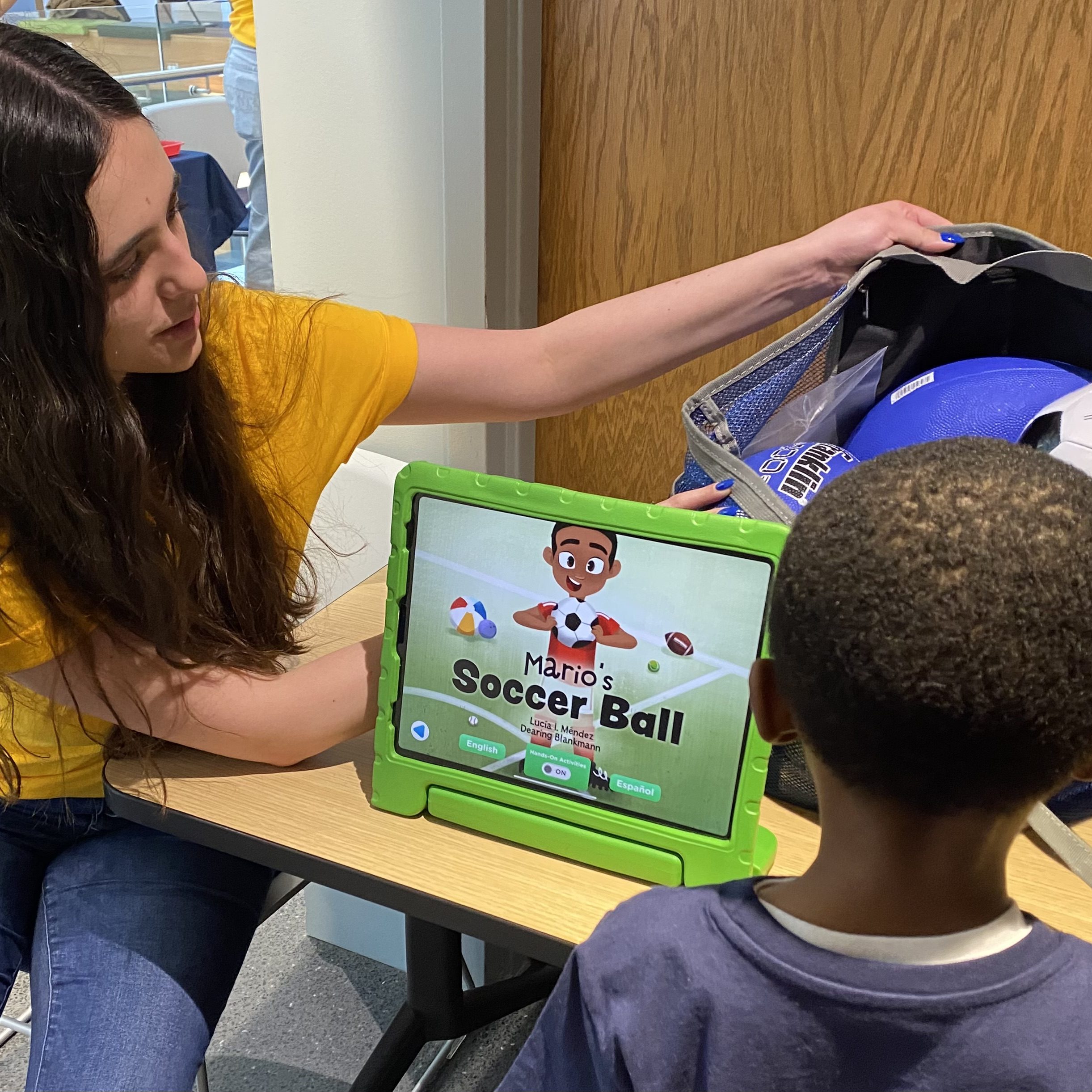 Dr. Lucia Mendez presented award from the National Science Foundation Featured Story